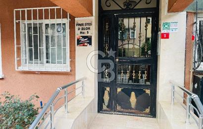 Acıbadem Pınar Sitesinde Satılık 115 m2 2+1 Bahçe Katı Daire