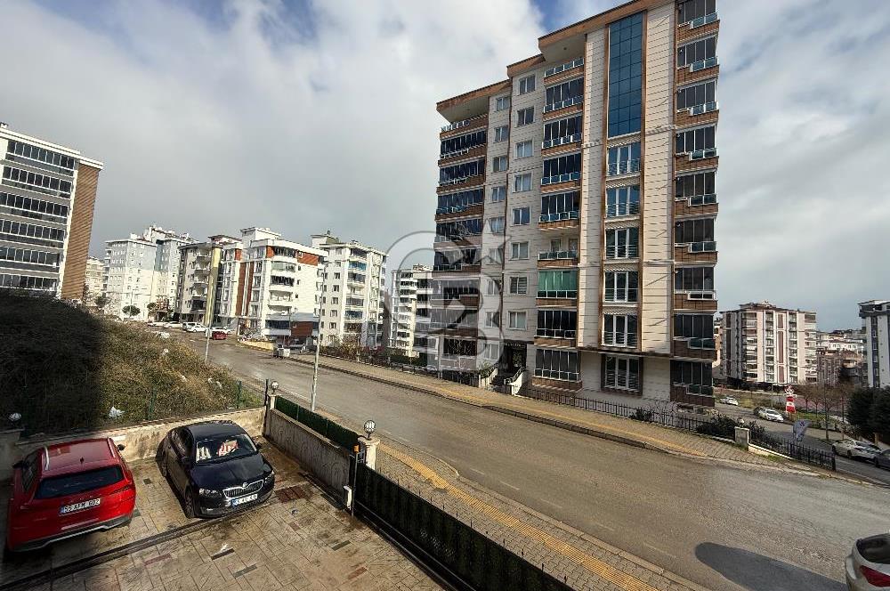 YENİMAHALLEDE KİRALIK 3+1 MERKEZİ KONUMDA