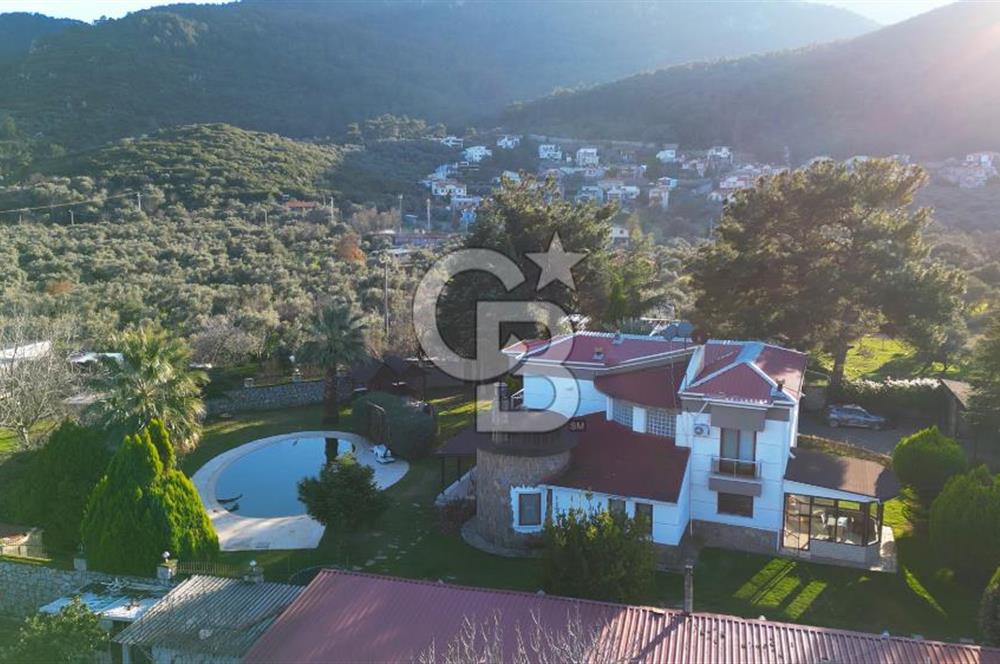 Kemalpaşa Satılık Villa 