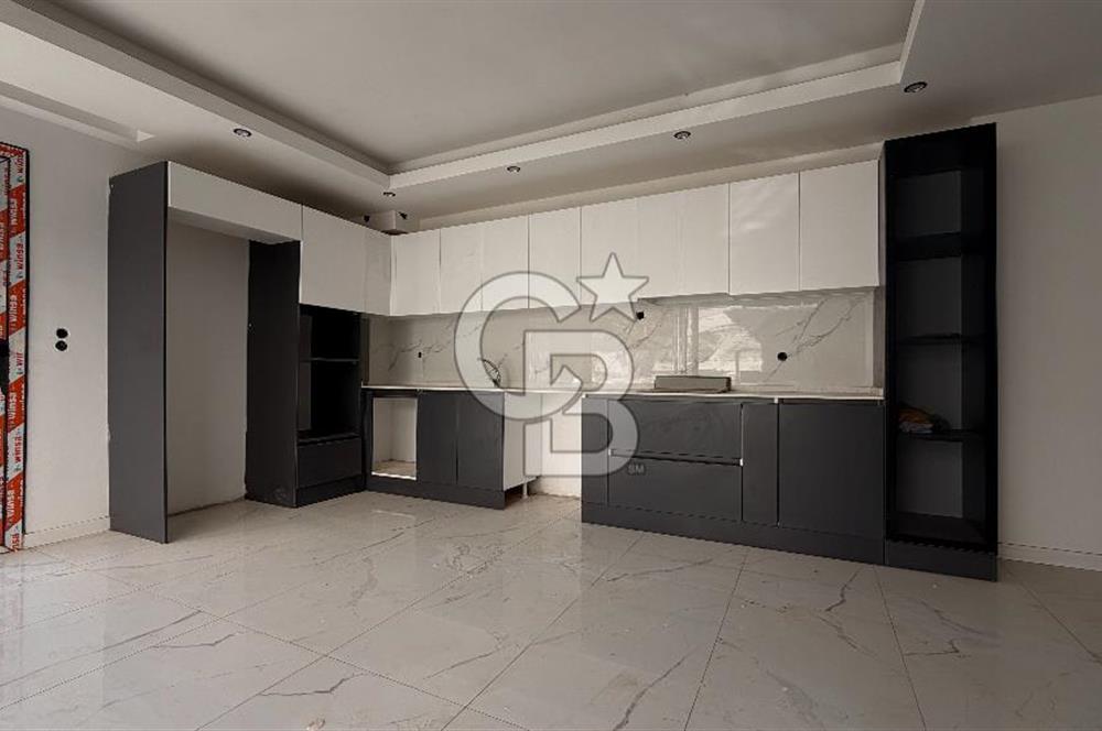 Yeni Foça’da Satılık 4+1 Bahçeli Müstakil Yaşam