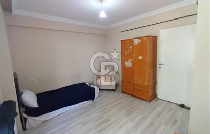 KARTEPE'DE HAVUZLU SİTE İÇİ ARA KAT GENİŞ 1+1 SATILIK DAİRE