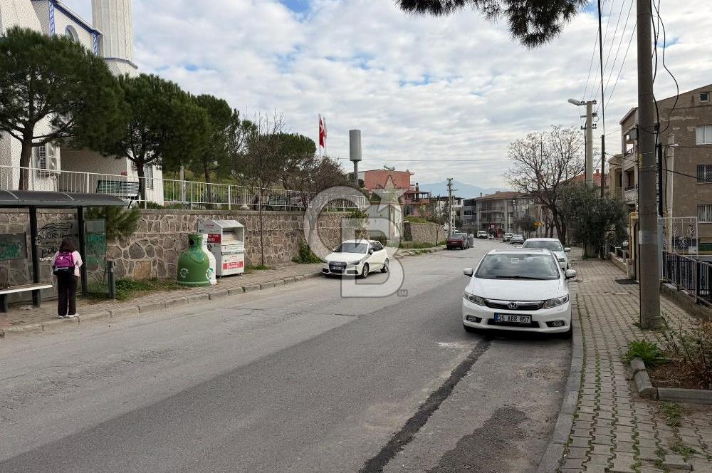 MUSELAND- BORNOVA ATATÜRK MH. DE 3+1 100 M2 BAHÇELİ EV