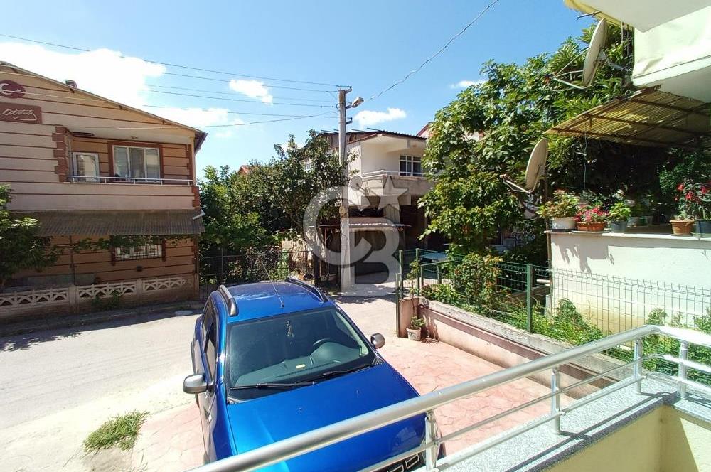 KARTEPE'DE HAVUZLU SİTE İÇİ ARA KAT GENİŞ 1+1 SATILIK DAİRE