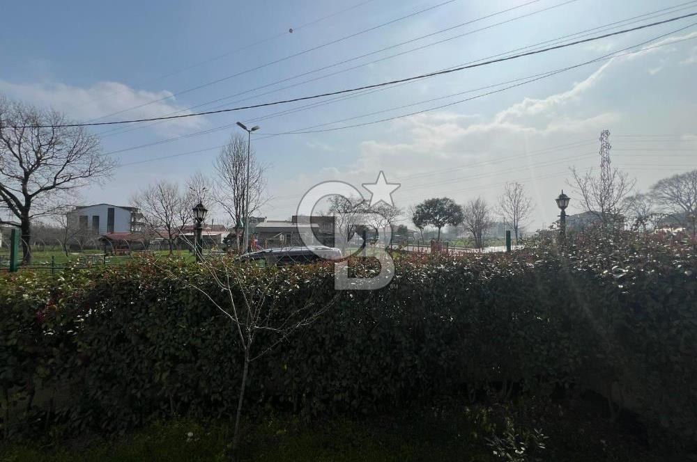 KARTEPE F.S.M'DE ANA CADDE ÜZERİ 4+1 SATILIK ÇATI DUBLEKS DAİRE