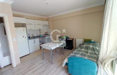 KARTEPE'DE HAVUZLU SİTE İÇİ ARA KAT GENİŞ 1+1 SATILIK DAİRE