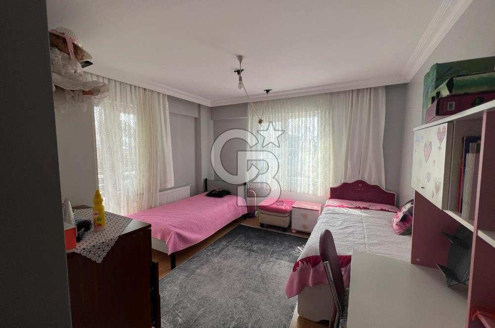 KARTEPE F.S.M'DE ANA CADDE ÜZERİ 4+1 SATILIK ÇATI DUBLEKS DAİRE