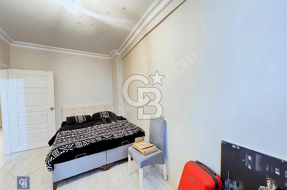 ACIBADEM İKBALİYE DE GENÇ BİNADA SATILIK 2+1