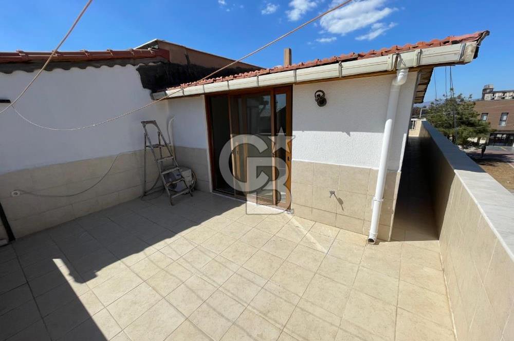 GAZİEMİR BEYAZEVLER'DE 2+1 ÇİFT TERASLI KİRALIK DAİRE