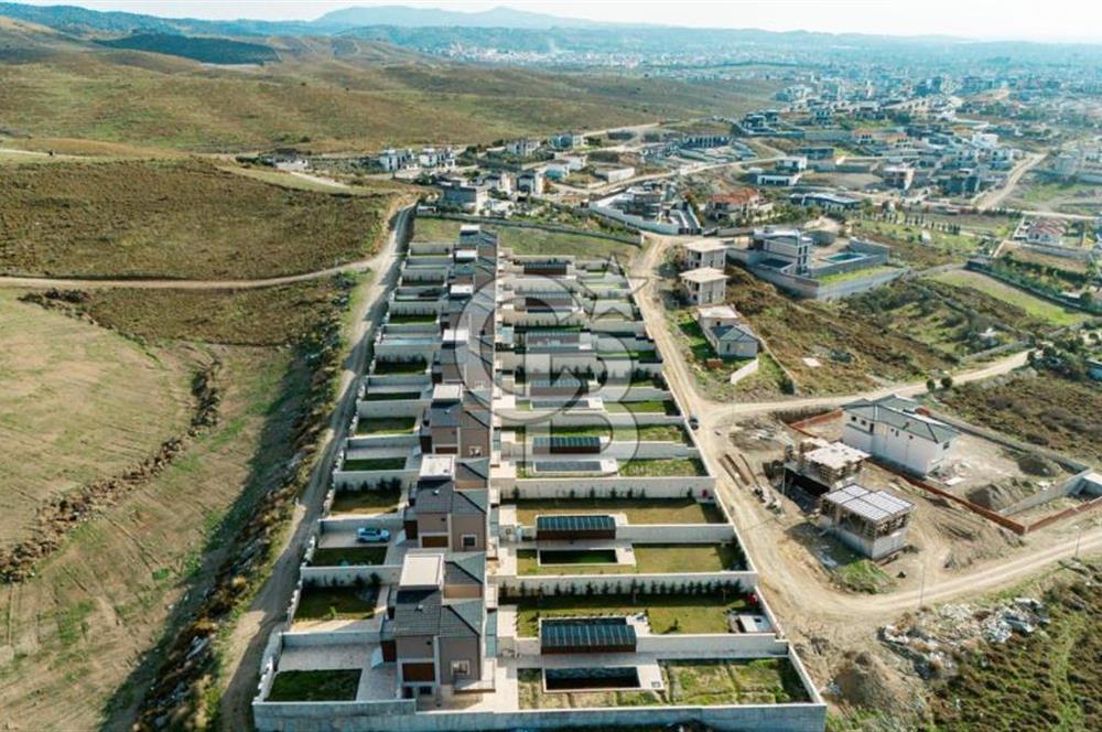 Seferihisar Düzcede Prestijli Lokasyonda 4+2 Özel Tasarım Villa