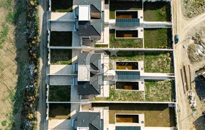 Seferihisar Düzcede Prestijli Lokasyonda 4+2 Özel Tasarım Villa