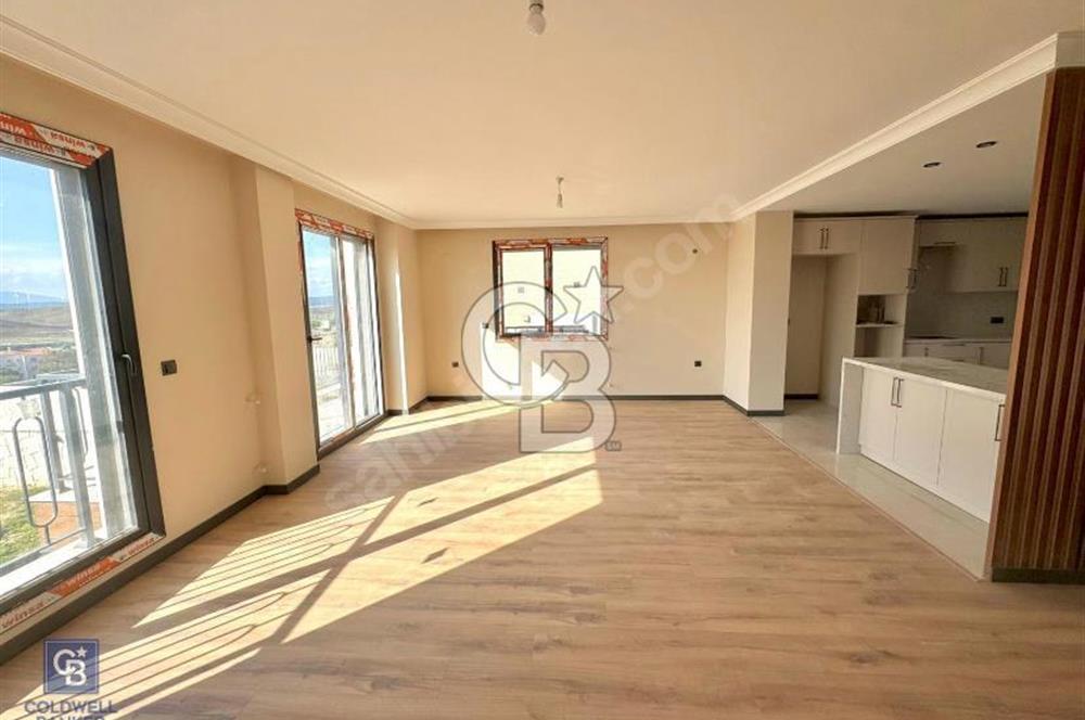 Seferihisar Düzcede Prestijli Lokasyonda 4+2 Özel Tasarım Villa