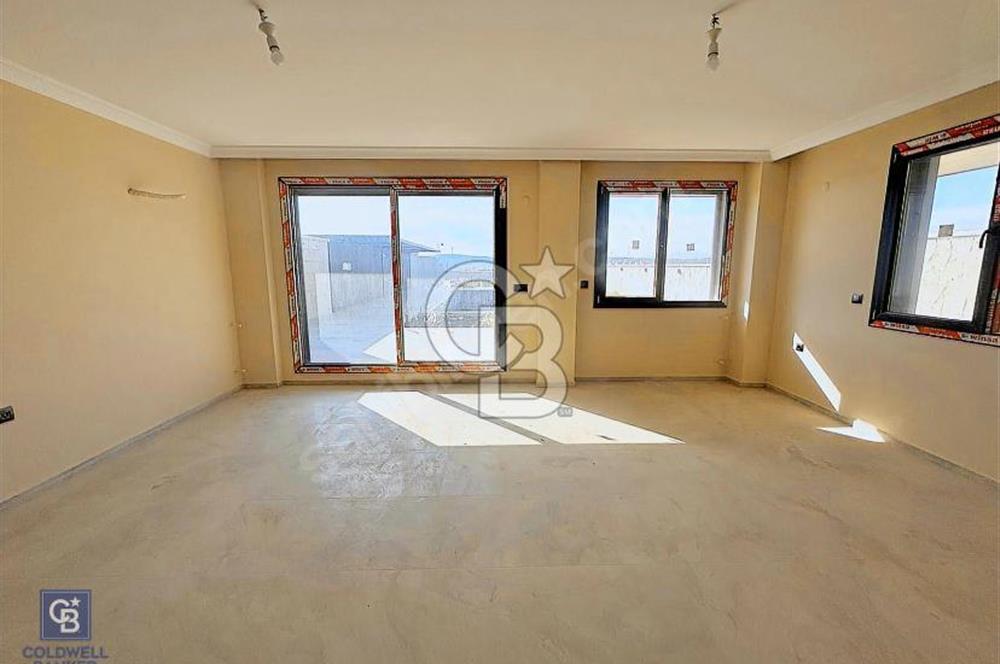 Seferihisar Düzcede Prestijli Lokasyonda 4+2 Özel Tasarım Villa