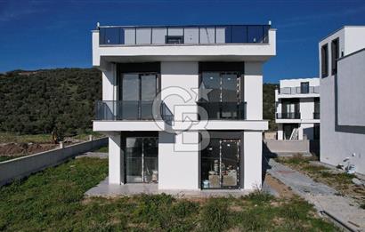 KUZEY EGENİN İNCİSİ ÇANDARLIDA PANOROMİK DENİZ MANZARALI VİLLA