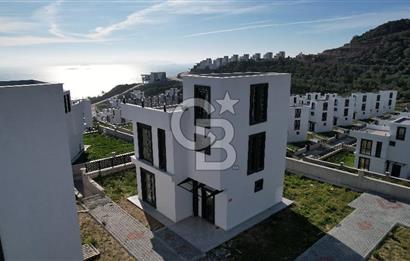 KUZEY EGENİN İNCİSİ ÇANDARLIDA PANOROMİK DENİZ MANZARALI VİLLA