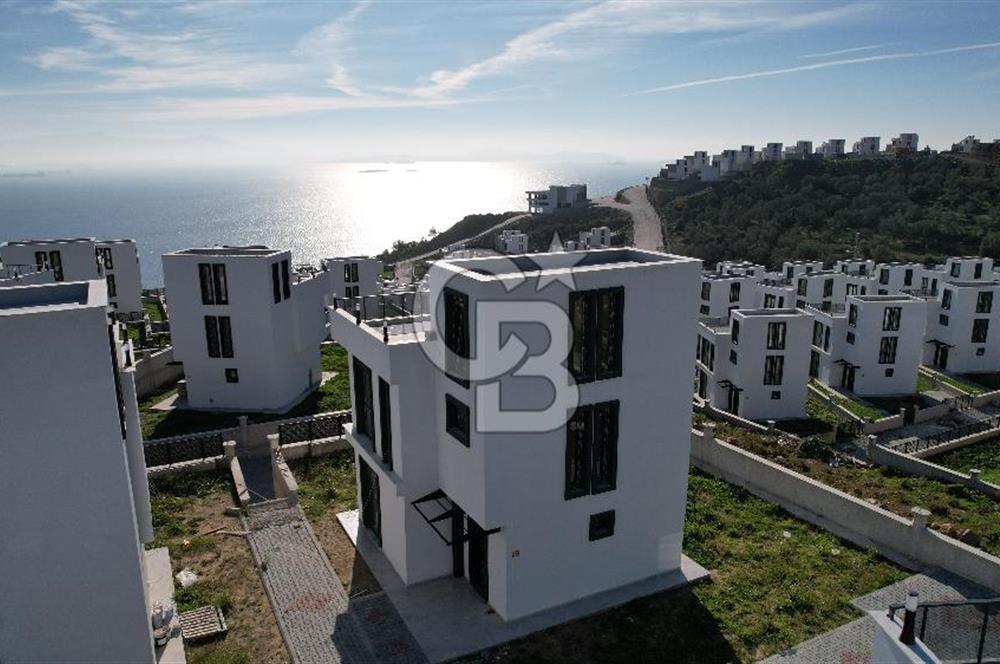 KUZEY EGENİN İNCİSİ ÇANDARLIDA PANOROMİK DENİZ MANZARALI VİLLA