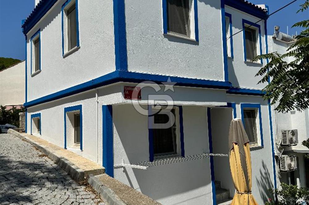 Bozcaada Rum Mahallesinde Eşyalı Kiralık Müstakil Ev