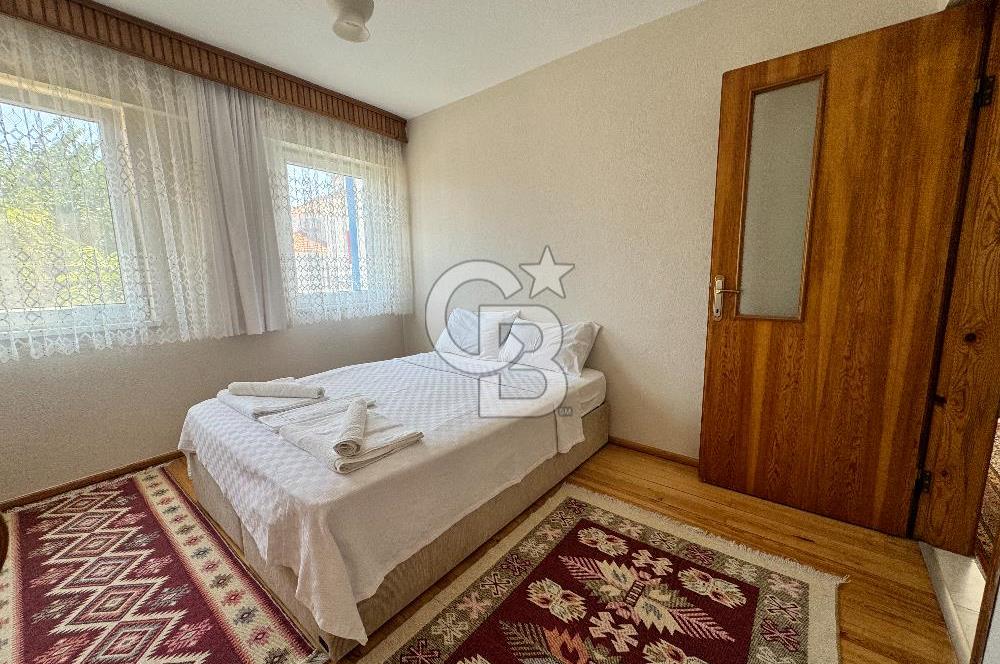 Bozcaada Rum Mahallesinde Eşyalı Kiralık Müstakil Ev