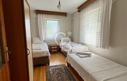 Bozcaada Rum Mahallesinde Eşyalı Kiralık Müstakil Ev