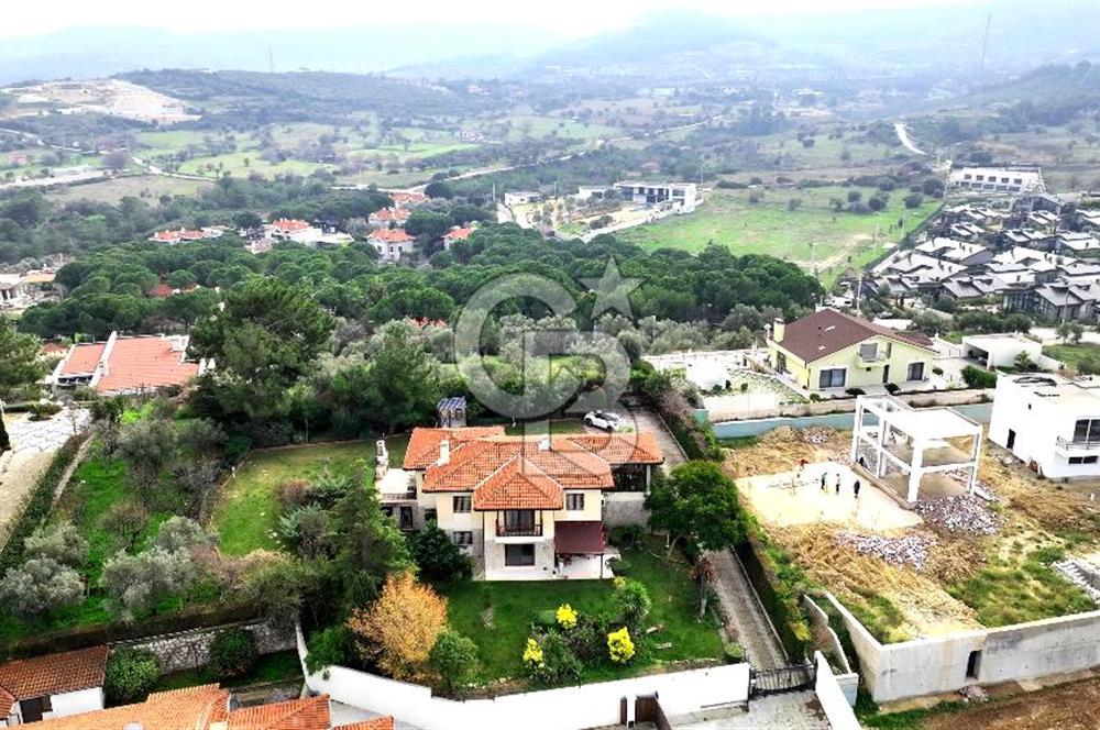 Urla Kekliktepe'de Full Deniz Manzaralı Müstakil Villa Satılık