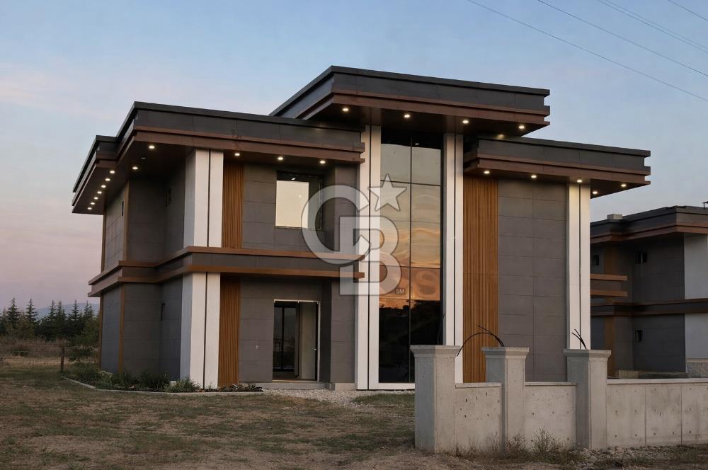 GÖLBAŞI HACILAR TRİPLEKS 5+1+1+Salon LUX- BÜYÜK ARSA- Hemen Tapu