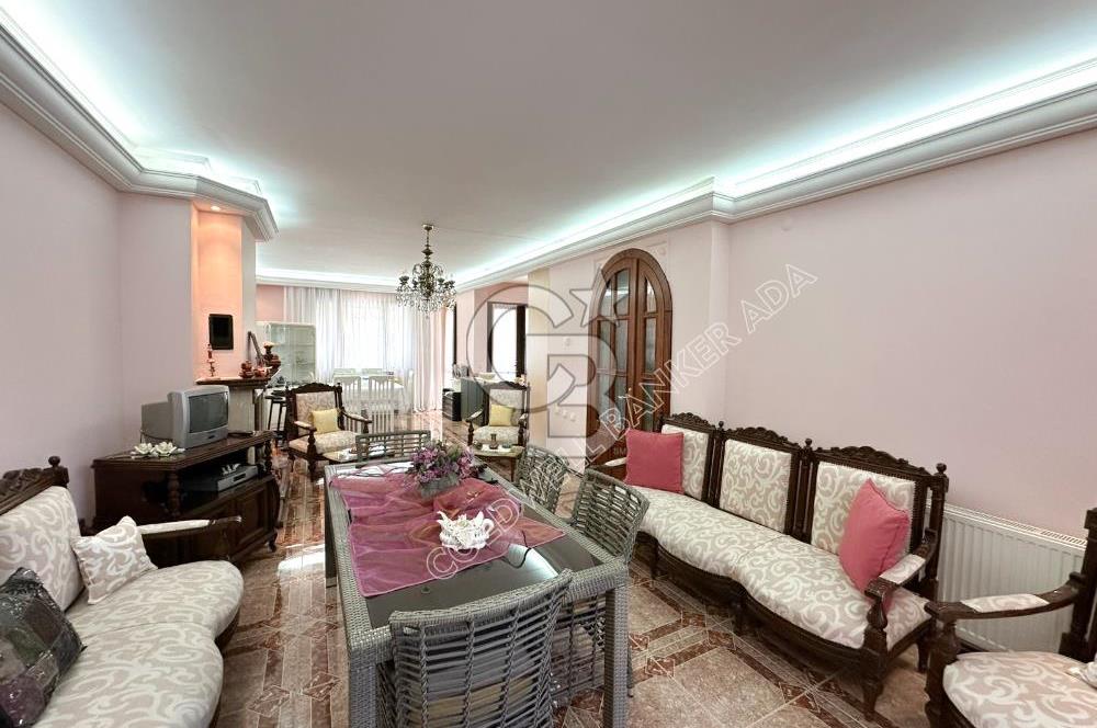 Kuşadası Karaova Rüyakent Sitesinde Kiralık Eşyalı 4+1 Villa