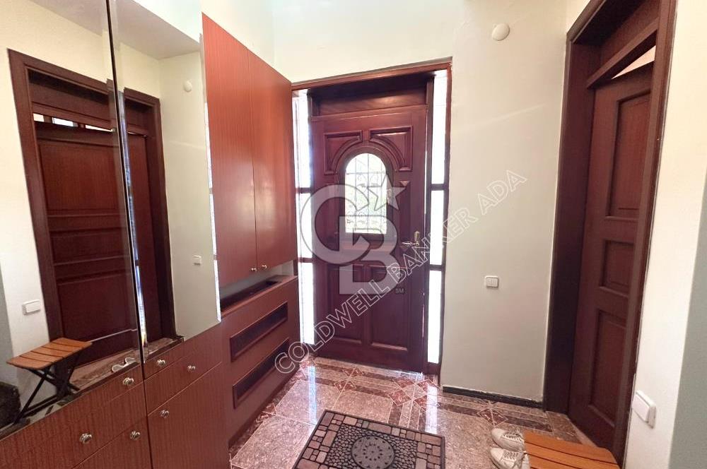 Kuşadası Karaova Rüyakent Sitesinde Kiralık Eşyalı 4+1 Villa