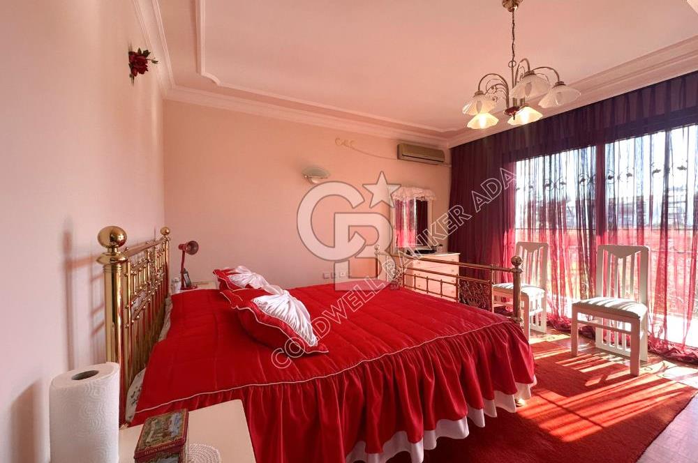 Kuşadası Karaova Rüyakent Sitesinde Kiralık Eşyalı 4+1 Villa