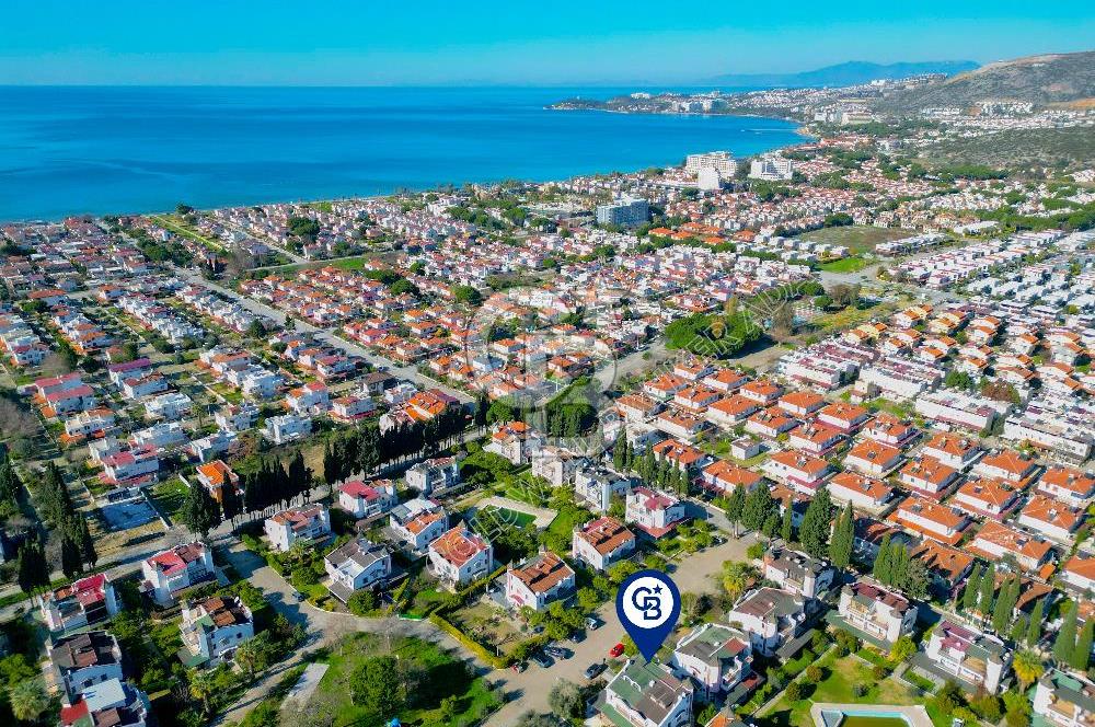 Kuşadası Karaova Rüyakent Sitesinde Kiralık Eşyalı 4+1 Villa