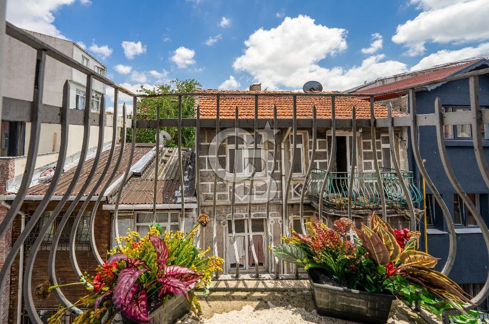  BALAT'ta SATILIK TİCARİ BİNA