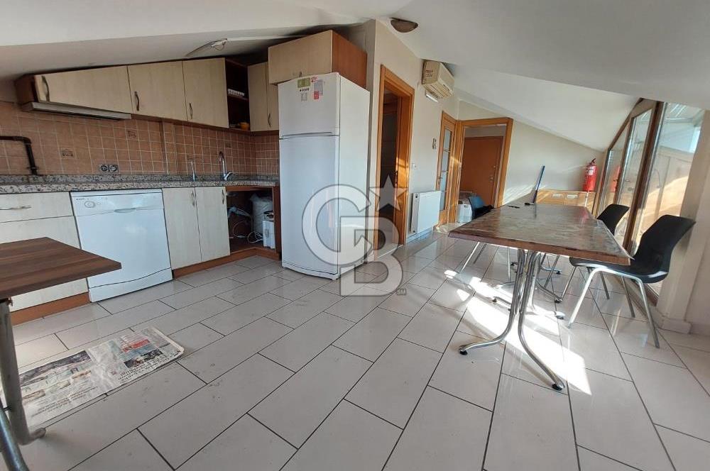 Pendik Batı mah satılık 3 katlı işyeri ofis katları 220 m2 net