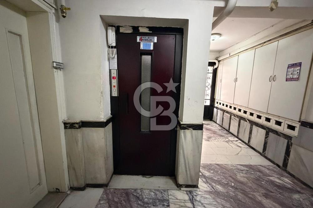 Alsancak Merkezde Kıbrıs Şehitleri Yakınında Satılık 2+1 Daire