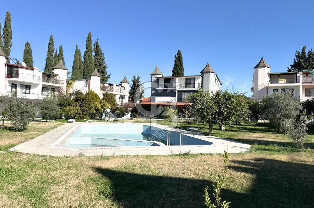 Kuşadası Karaova Rüyakent Sitesinde Kiralık Eşyalı 4+1 Villa