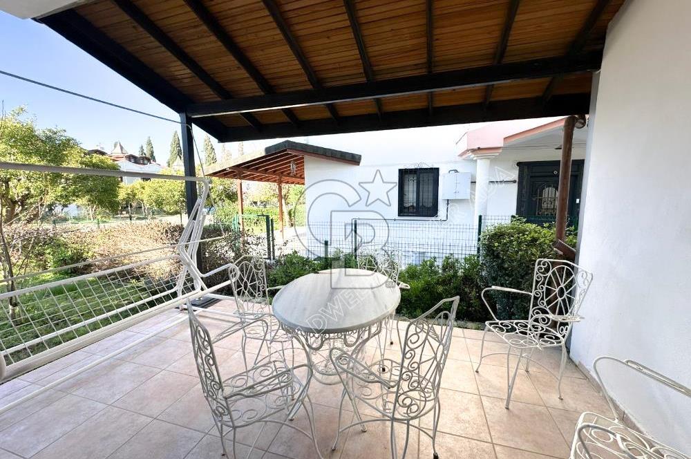 Kuşadası Karaova Rüyakent Sitesinde Kiralık Eşyalı 4+1 Villa