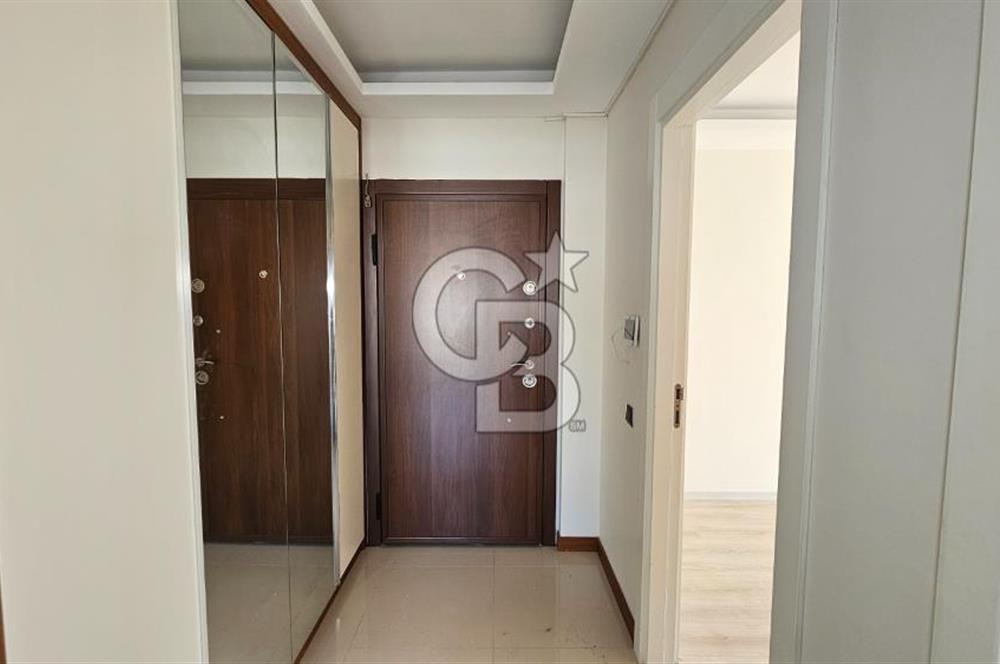 GAZİEMİR EMİRA SİTESİNDE, DOĞANIN KALBİNDE 3+1 SATILIK DAİRE