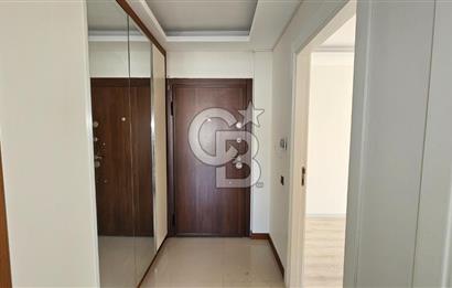 GAZİEMİR EMİRA SİTESİNDE, DOĞANIN KALBİNDE 3+1 SATILIK DAİRE