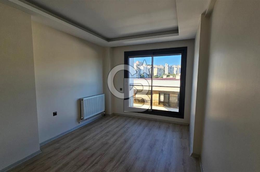 GAZİEMİR EMİRA SİTESİNDE, DOĞANIN KALBİNDE 3+1 SATILIK DAİRE