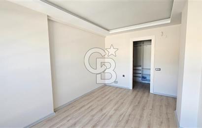GAZİEMİR EMİRA SİTESİNDE, DOĞANIN KALBİNDE 3+1 SATILIK DAİRE