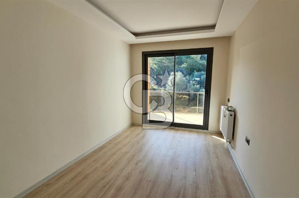 GAZİEMİR EMİRA SİTESİNDE, DOĞANIN KALBİNDE 3+1 SATILIK DAİRE