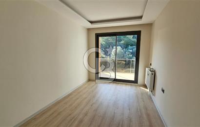 GAZİEMİR EMİRA SİTESİNDE, DOĞANIN KALBİNDE 3+1 SATILIK DAİRE