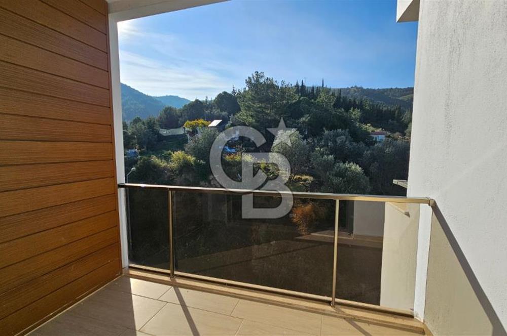 GAZİEMİR EMİRA SİTESİNDE, DOĞANIN KALBİNDE 3+1 SATILIK DAİRE