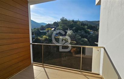 GAZİEMİR EMİRA SİTESİNDE, DOĞANIN KALBİNDE 3+1 SATILIK DAİRE