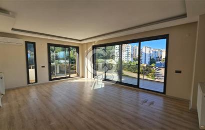 GAZİEMİR EMİRA SİTESİNDE, DOĞANIN KALBİNDE 3+1 SATILIK DAİRE