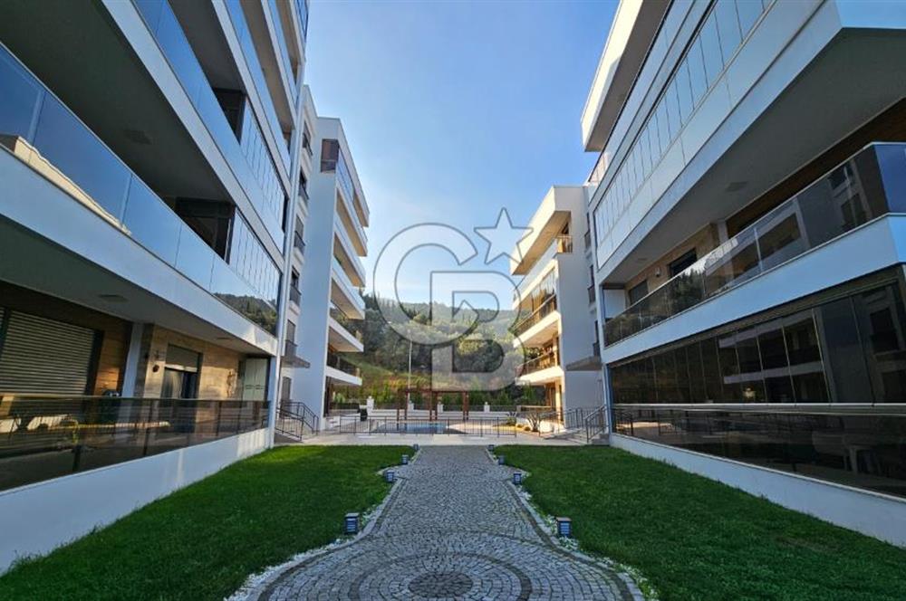 GAZİEMİR EMİRA SİTESİNDE, DOĞANIN KALBİNDE 3+1 SATILIK DAİRE