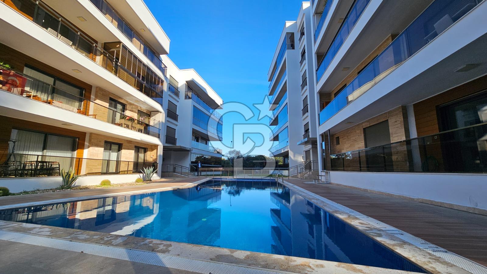 GAZİEMİR EMİRA SİTESİNDE, DOĞANIN KALBİNDE 3+1 SATILIK DAİRE