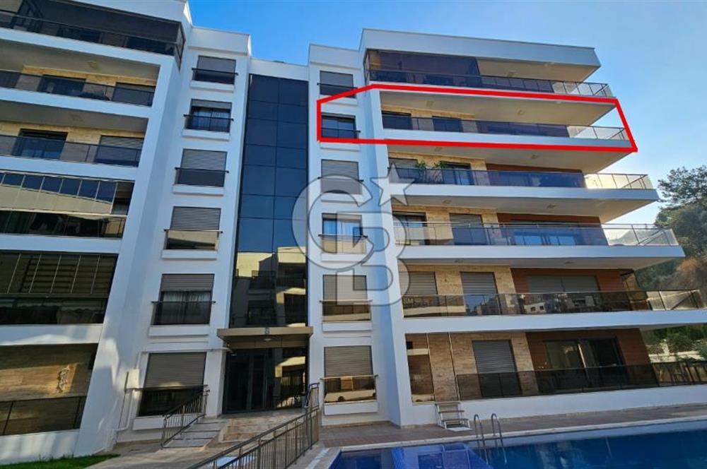 GAZİEMİR EMİRA SİTESİNDE, DOĞANIN KALBİNDE 3+1 SATILIK DAİRE