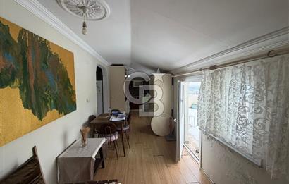 Komple Satılık Bina - Sultanbeyli Fatih Mahallesi Köşe Parsel