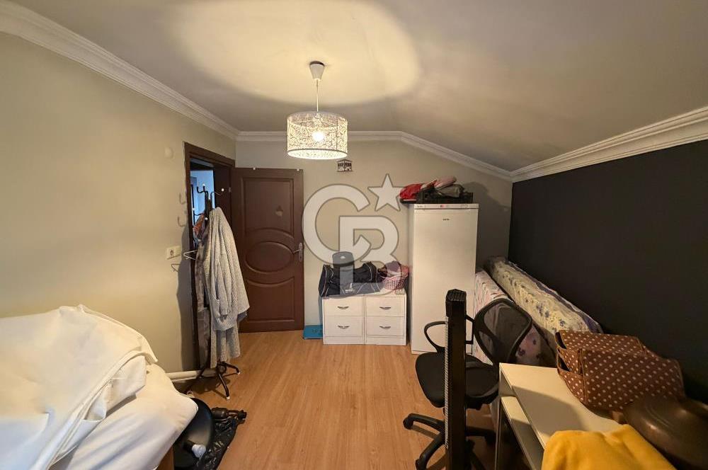 Komple Satılık Bina - Sultanbeyli Fatih Mahallesi Köşe Parsel