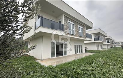 Balıkesir Keremköyde Doğalgazlı, Havuzlu, 3+1 Satılık Villa