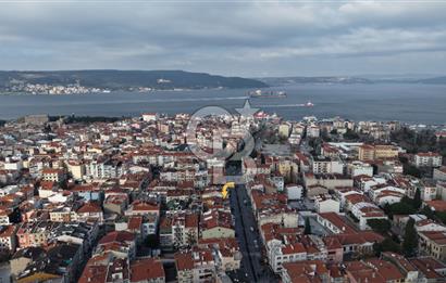 ÇANAKKALE MERKEZ DEMİRCİOĞLU CADDESİNDE SATILIK BİNA