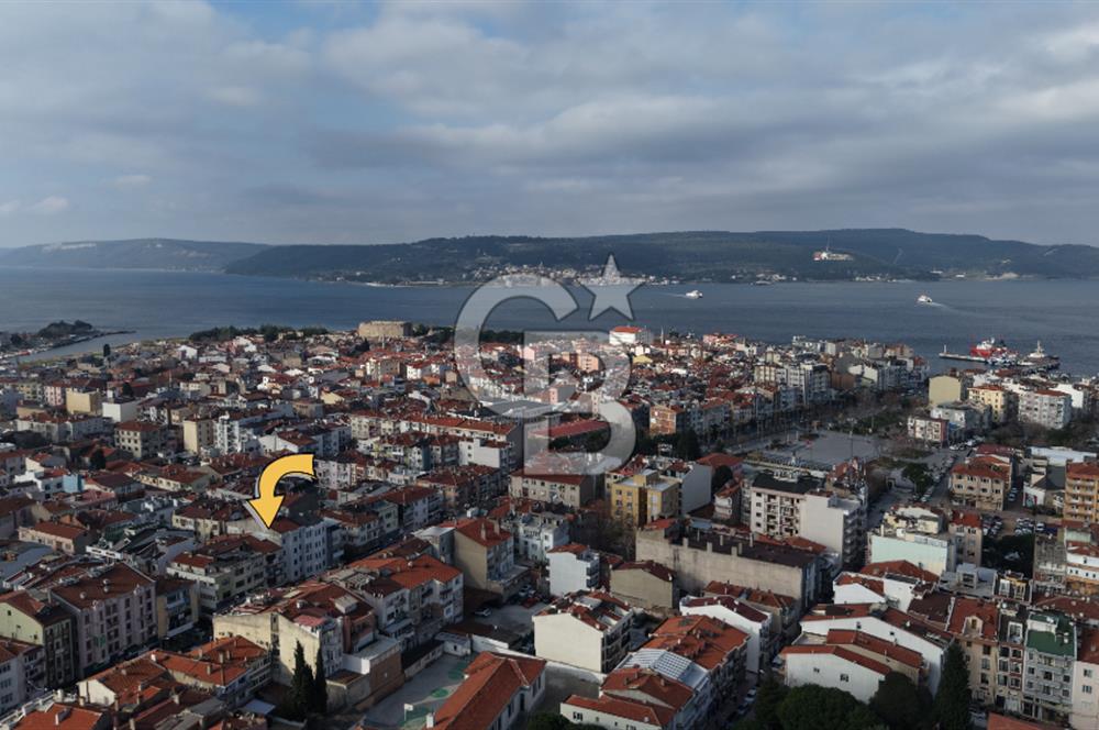 ÇANAKKALE MERKEZ DEMİRCİOĞLU CADDESİNDE SATILIK BİNA